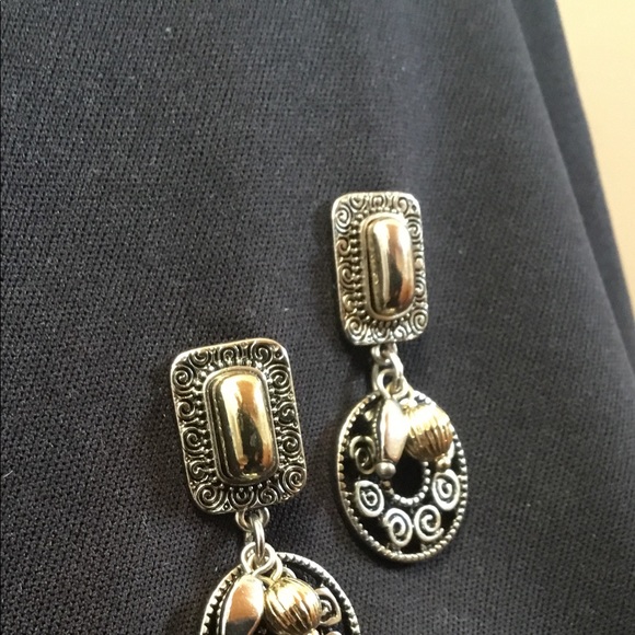 Silver and gold earrings - Picture 2 of 2